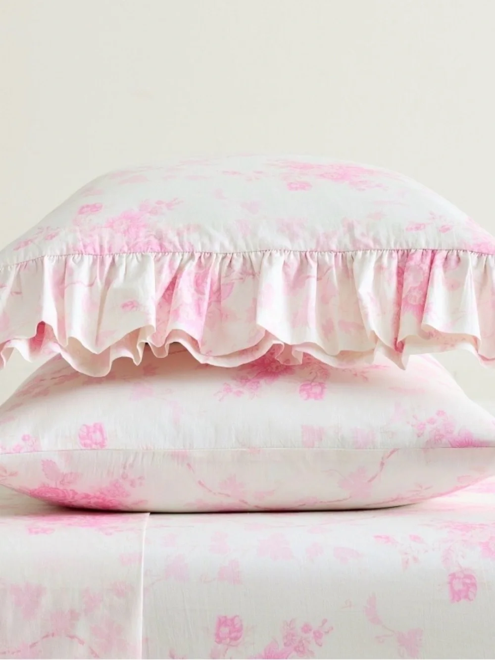 LoveShackFancy(2)Pink White La Vie en Rose Floral Ruffle Standard Pillowcases